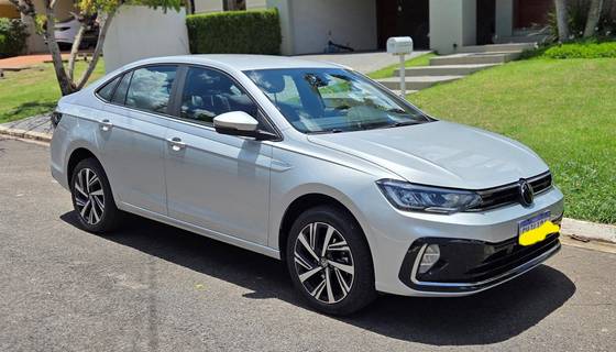 VOLKSWAGEN VIRTUS 1.0 200 TSI HIGHLINE AUTOMÁTICO